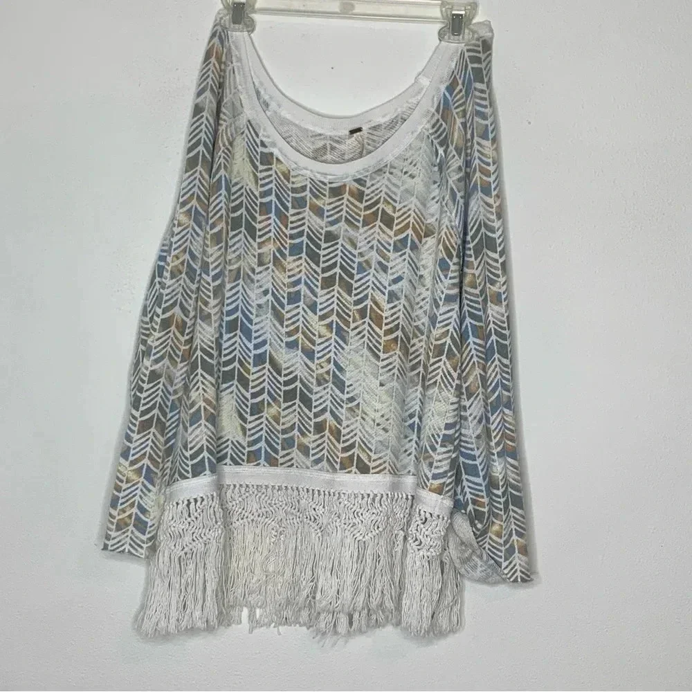 Free people geometric blue yellow white fringe macrame long sleeve top sz Large
